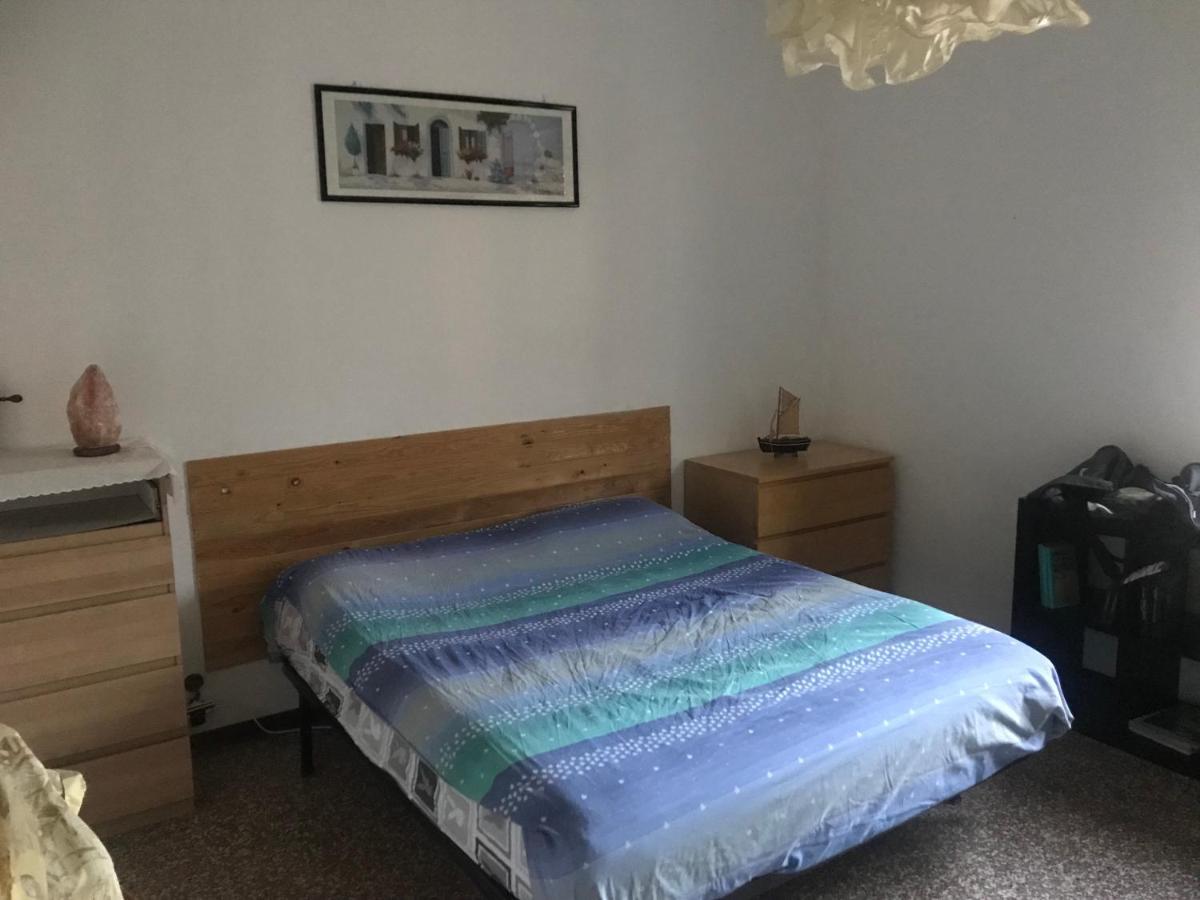 Appartamento 4 Posti Letto In Zona Tranquilla E Ben Servita, Un Matrimoniale E Un Divano Letto Matrimoniale Facebook Massimo Bobo Aquili โบโลญญา ภายนอก รูปภาพ